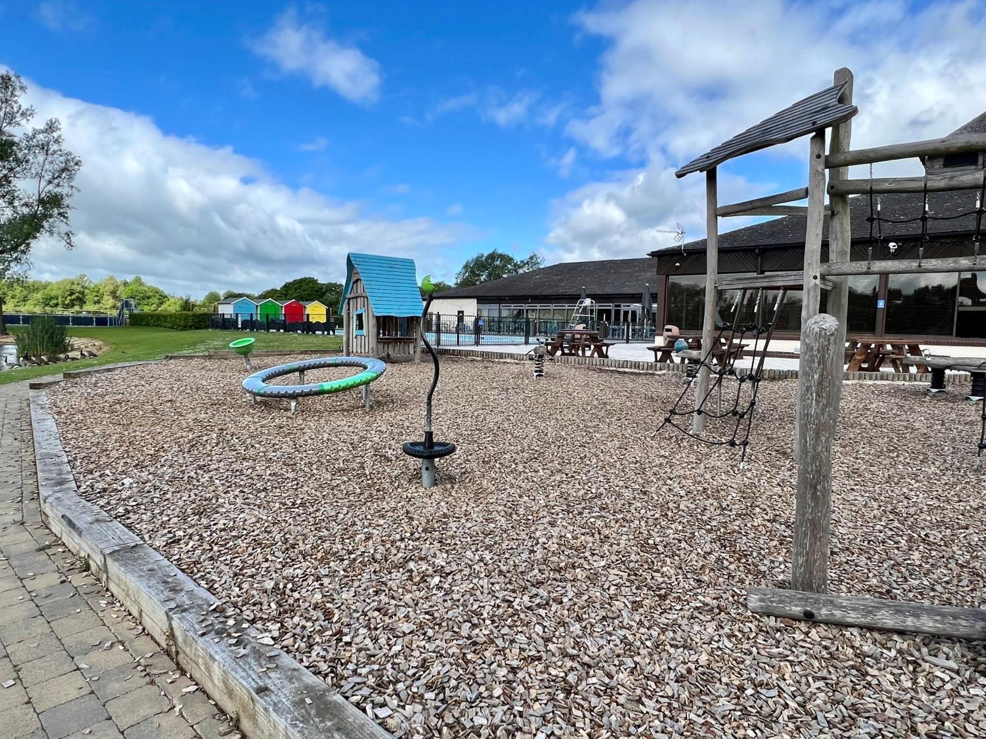 Villa Clearwater South Cerney Esterno foto